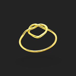 Gold Intertwined Heart Ring 18K