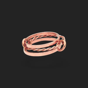 Threefold Elegance Ring 18K